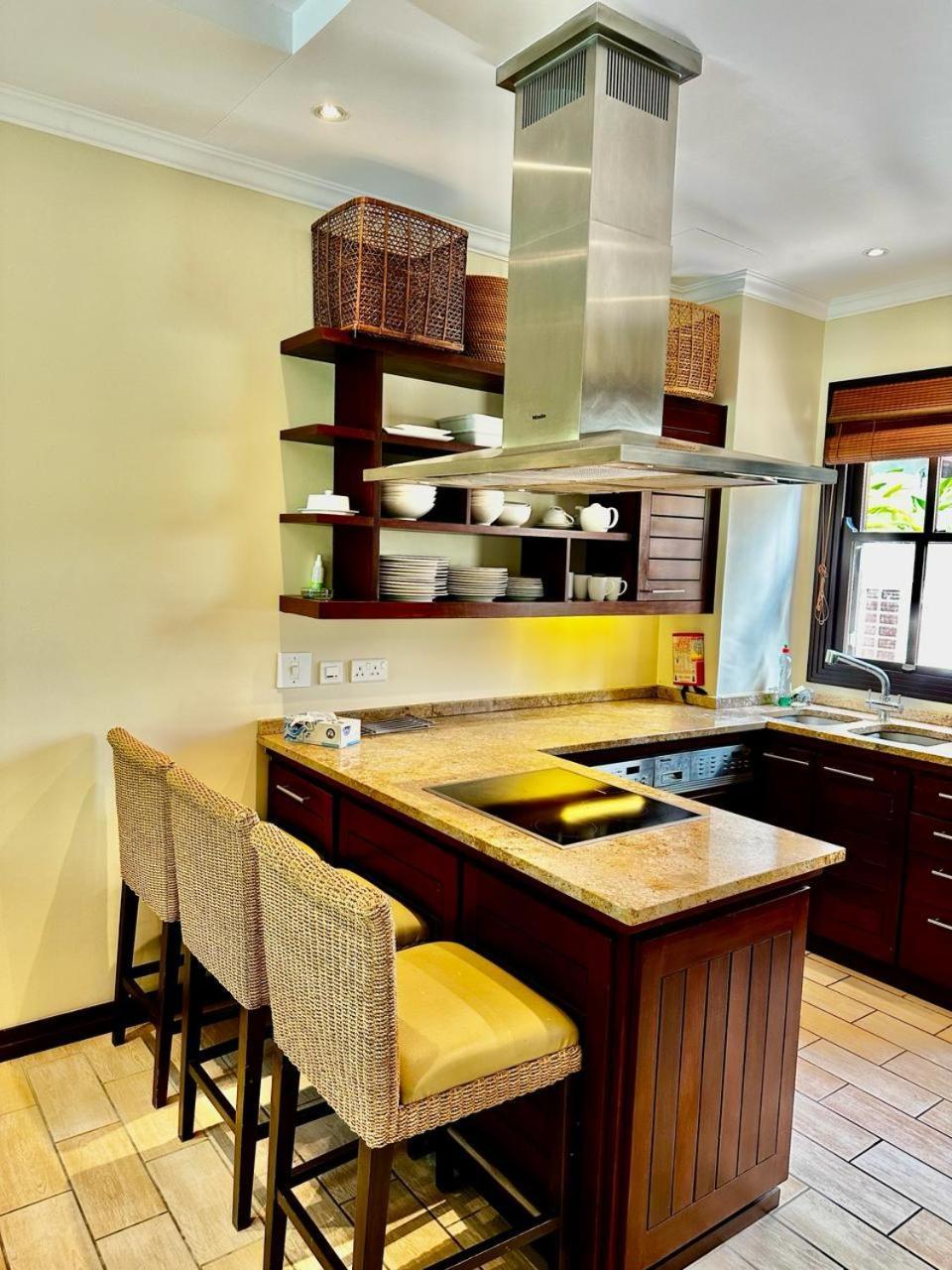 Eden Island Luxury Accommodation Ngoại thất bức ảnh